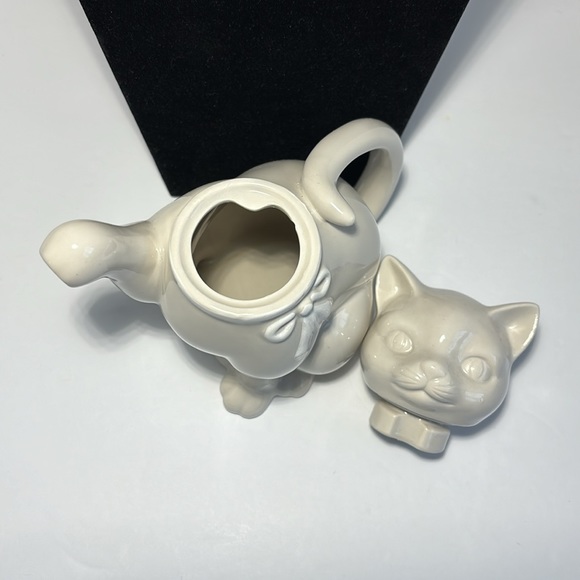 VTG Cat Lidded Teapot By Crowning Touch Collection Japan White 6 5/8” Ceramic - Picture 7 of 10